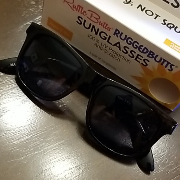 Kids Sunglasses - Picture 4 of 7